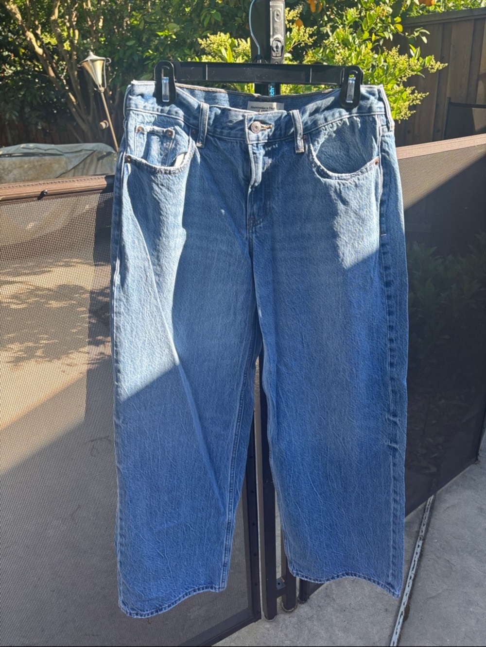 Abercrombie & Fitch low rise ultra loose jeans